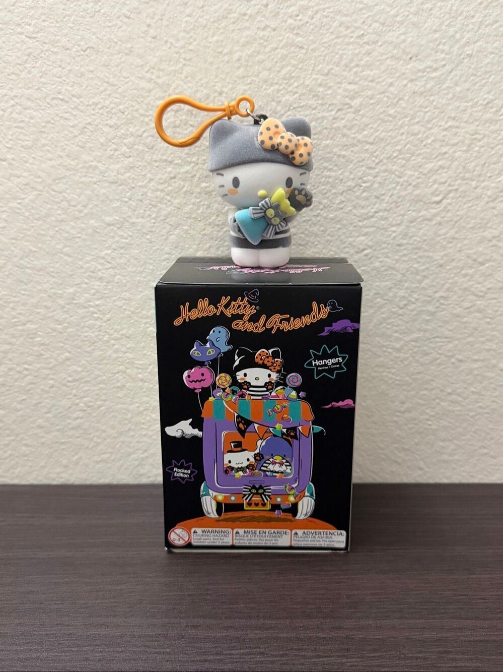 Sanrio Hello Kitty & Friends 2026 Halloween Flocked Bag Clip Keychain - Hello Ki
